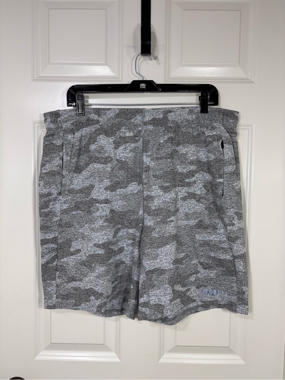 NOBULL Camo Athletic Shorts Men’s XXL Gray Stretch Elastic Waist